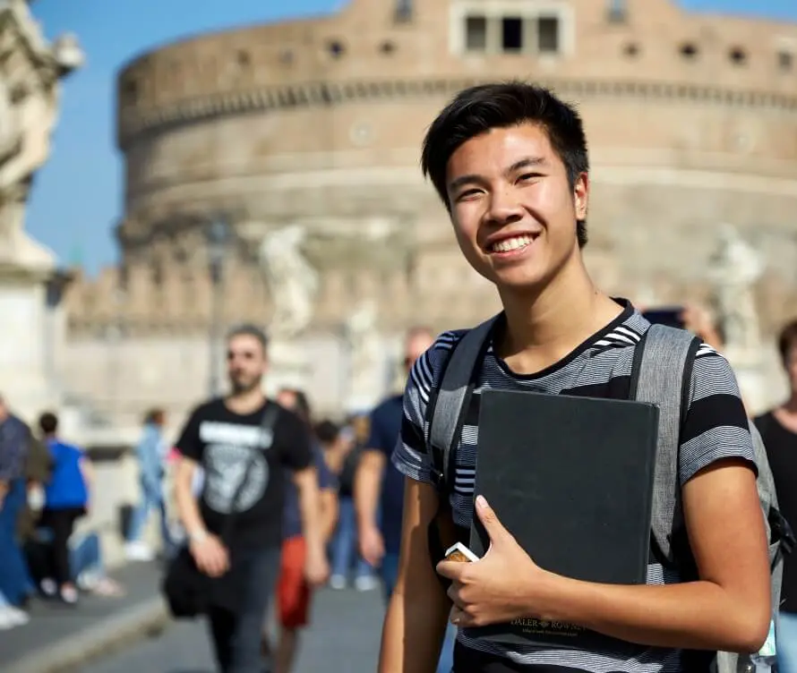 Student in front of Castel Sant'Angelo