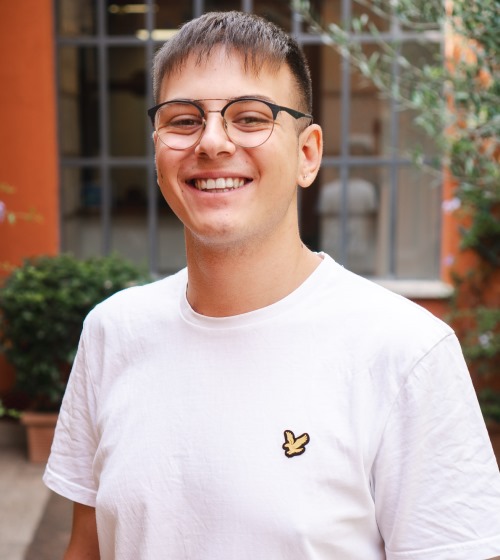 Davide Ebraheem Davide Ebraheem