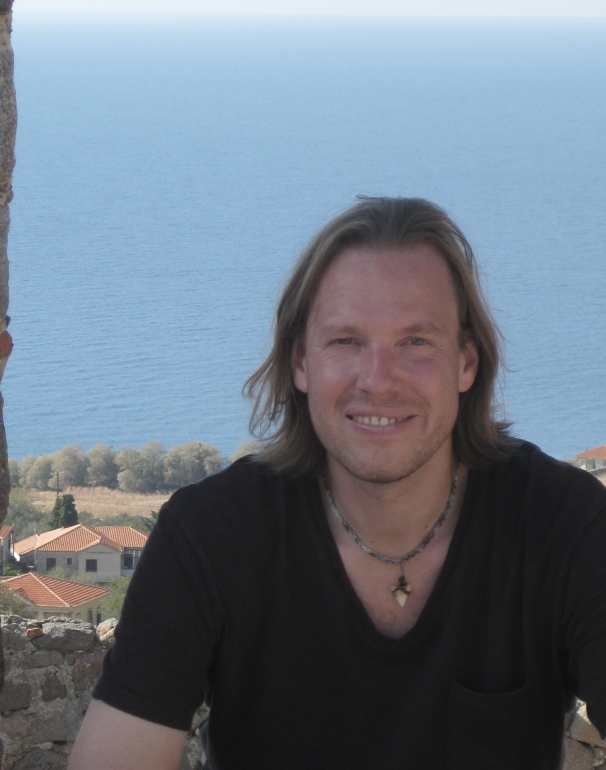 Stefan Lorenz Sorgner headshot