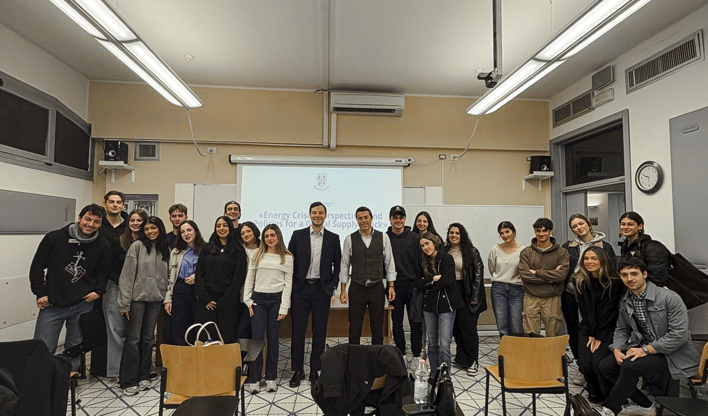 Economist Alessandro Cascavilla Examines Global Energy Crisis at JCU