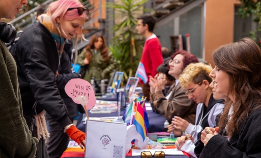 Students at club booth