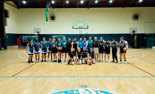 JCU's women's basketball team